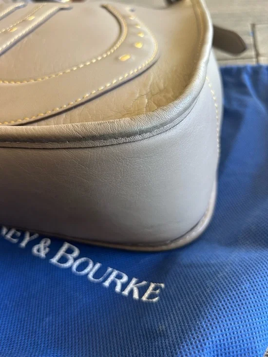 NWOT Dooney & Bourke Western Horseshoe Large Florentine Hobo Bag Taupe - Picture 5 of 11